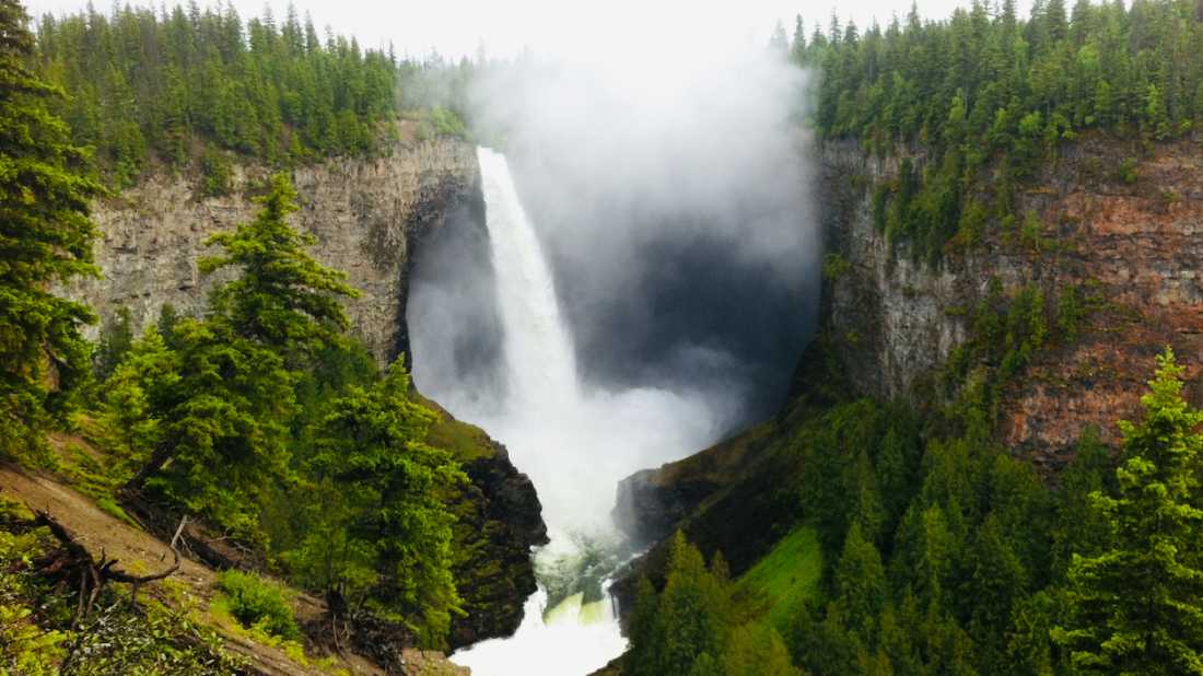 Helmcken Falls is a standout natural wonder in Wells Gray Provincial Park |  Robin Esrock