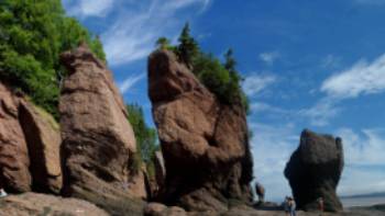 The fascinating carved sea stack formations at Hopewell Rocks | Graham Hobster