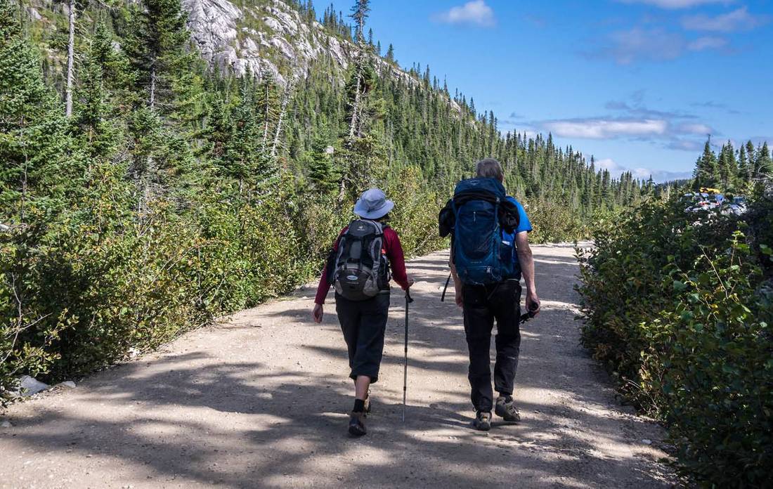 Starting off on the 105km Charlevoix Traverse |  <i>Leigh McAdam</i>