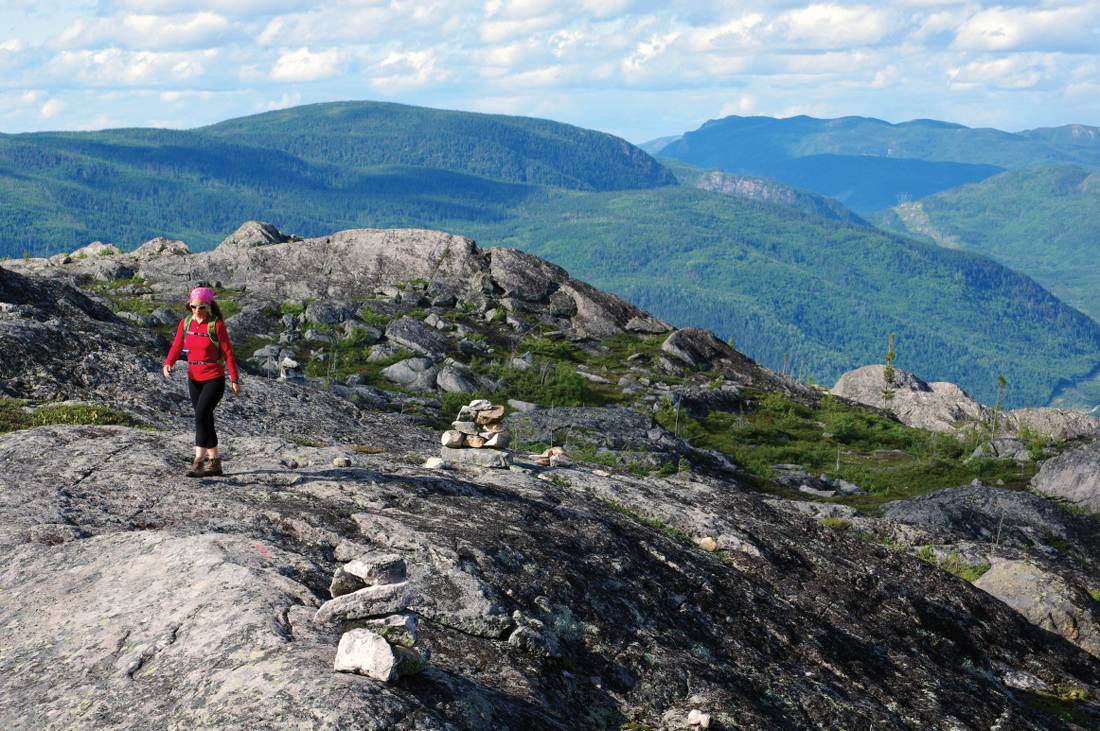 Enjoying a rocky outcrop in the Laurentian Mountains |  <i>Pierre Bouchard</i>