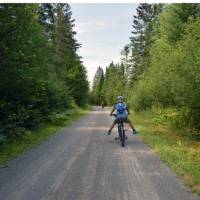 Young cyclist having fun on the trail | Nathalie Gauthier