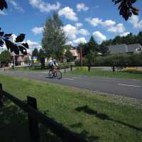 Cycling through Mont-Tremblant | ©mont-tremblant.ca