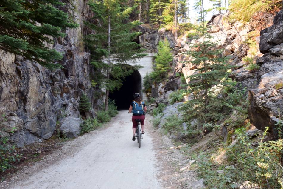 A sunny day in the Myra Canyon | <i>Nathalie Gauthier</i>