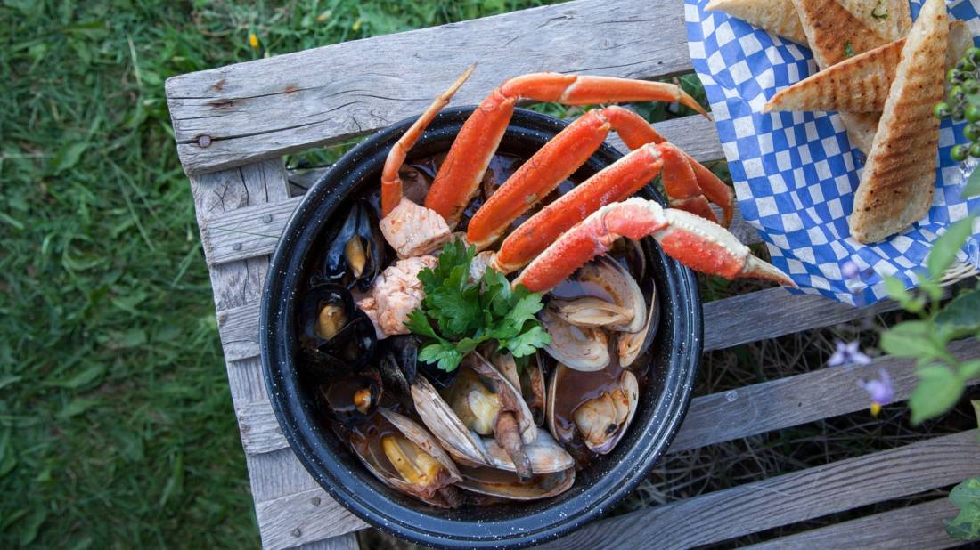 Fuel your ride with delicious fresh seafood |  <i>Tourism PEI / Stephen Harris</i>