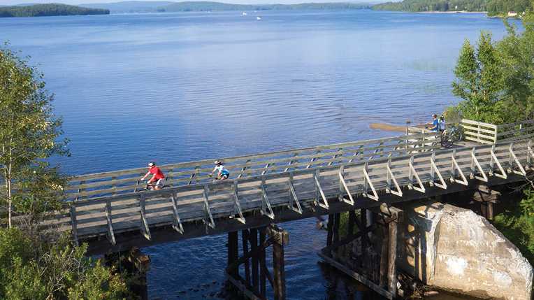 Bridge crossing in Nominingue, Quebec | ©Tourisme Laurentides