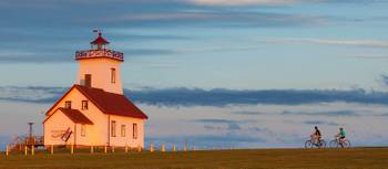 Rolling through an iconic Maritime scene | Tourism PEI/John Sylvester